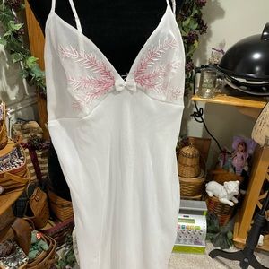 Carie Nightgown